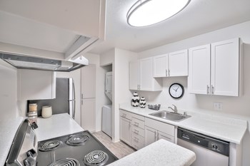 25800 Industrial Blvd. 1-2 Beds Apartment for Rent - Photo Gallery 4